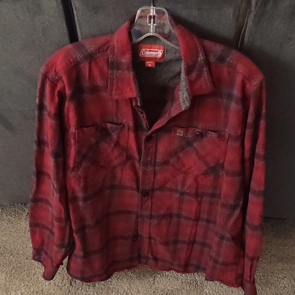 Coleman Men's flannel shirt, X-large, red, black and grey. Excellent, like new